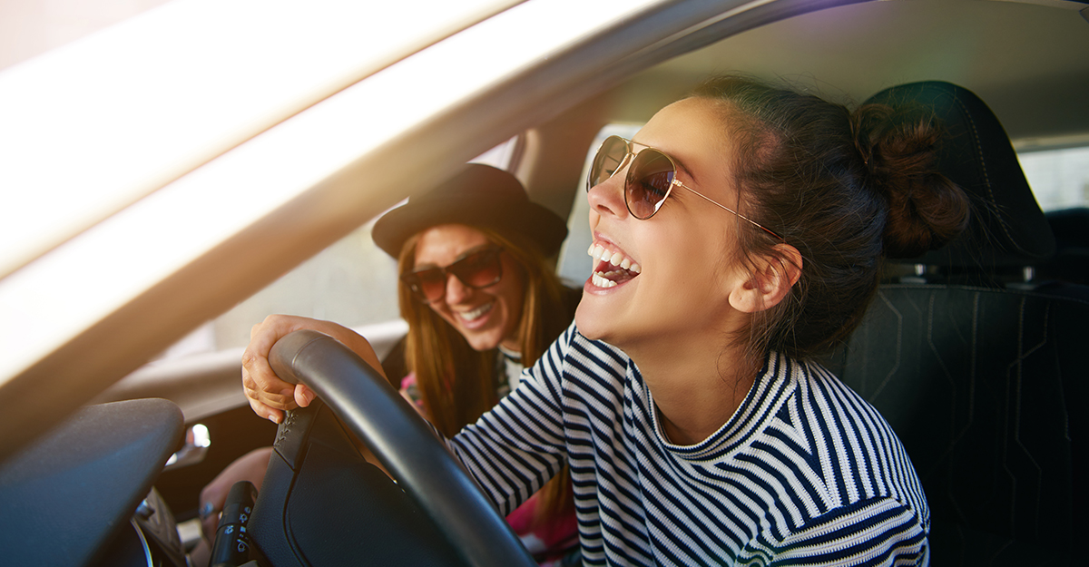 Friends in car