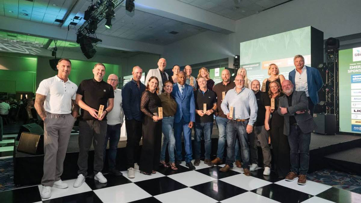 team winning award